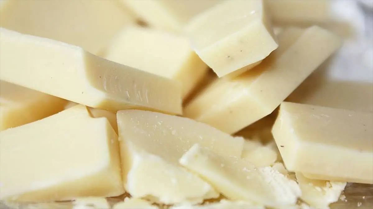 Lomljena bela čokolada